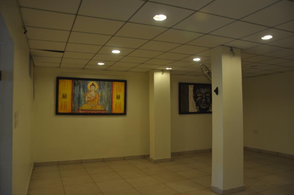 Hotel Surya Haldwani Bagian luar foto